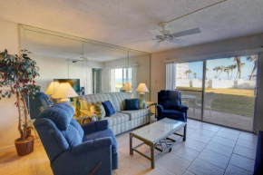 El Matador 416 - Walk right out to the pool and the beach!